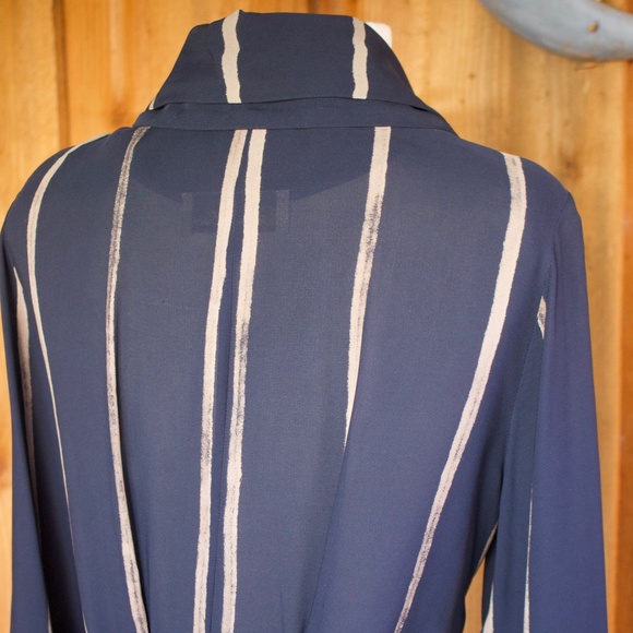 Catherine Bacon 100% Silk Blue & White Stripe Double Collar High Low Blouse XS - Picture 11 of 17
